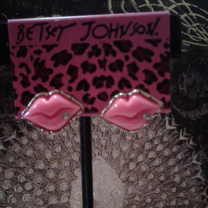 Betsey Johnson "Lips" earrings
